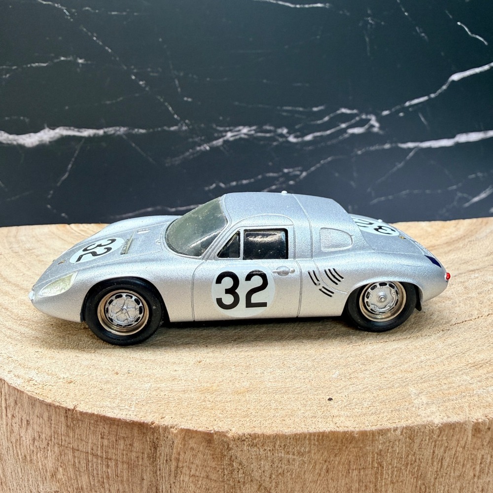 Starter Porsche RS 61 Le Mans 1961 Silver Resin Model Car 1:43 Scale #32